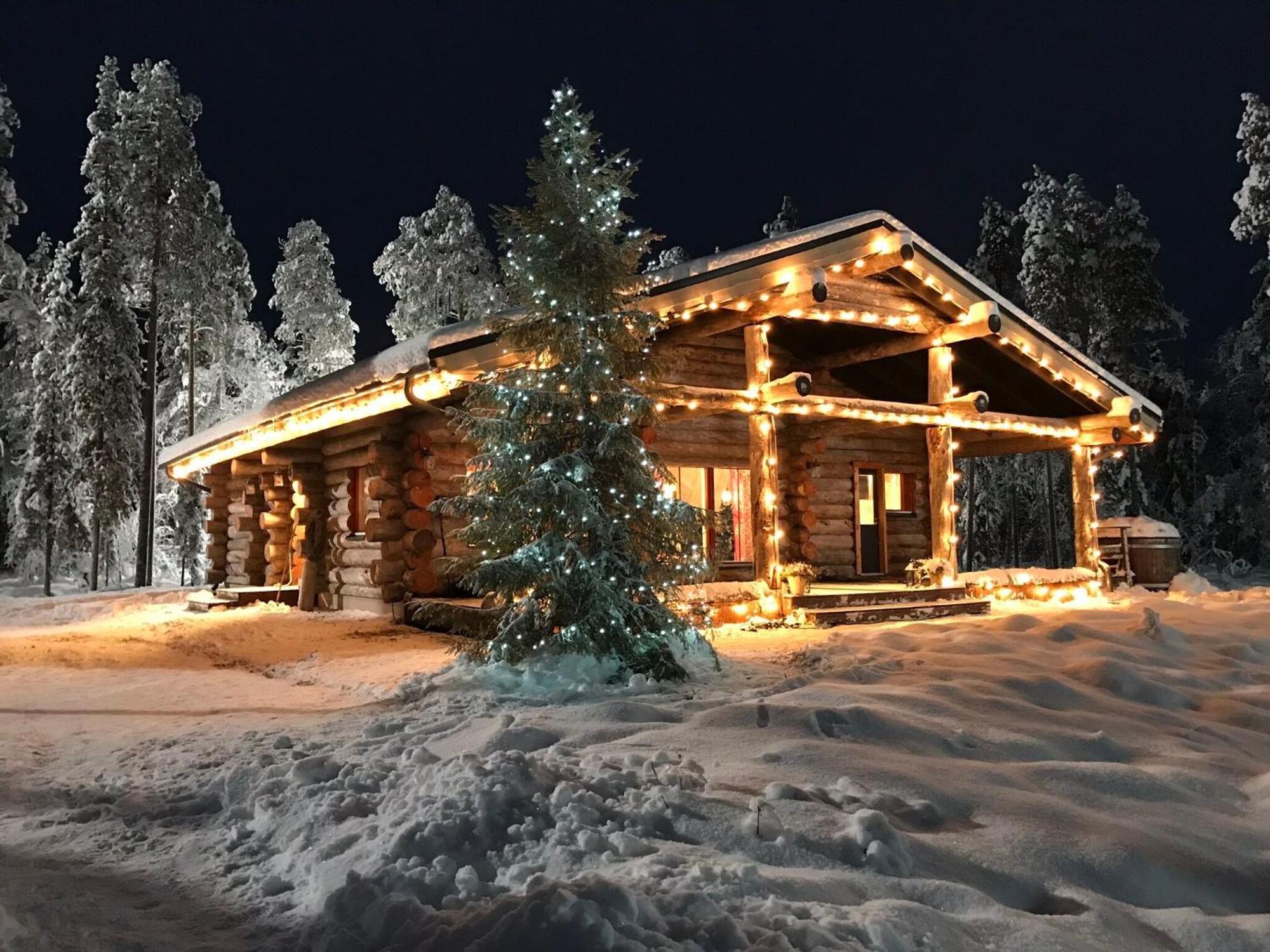 Hotel Napapiirin Jaervilomat Luukonniemi Esterno foto