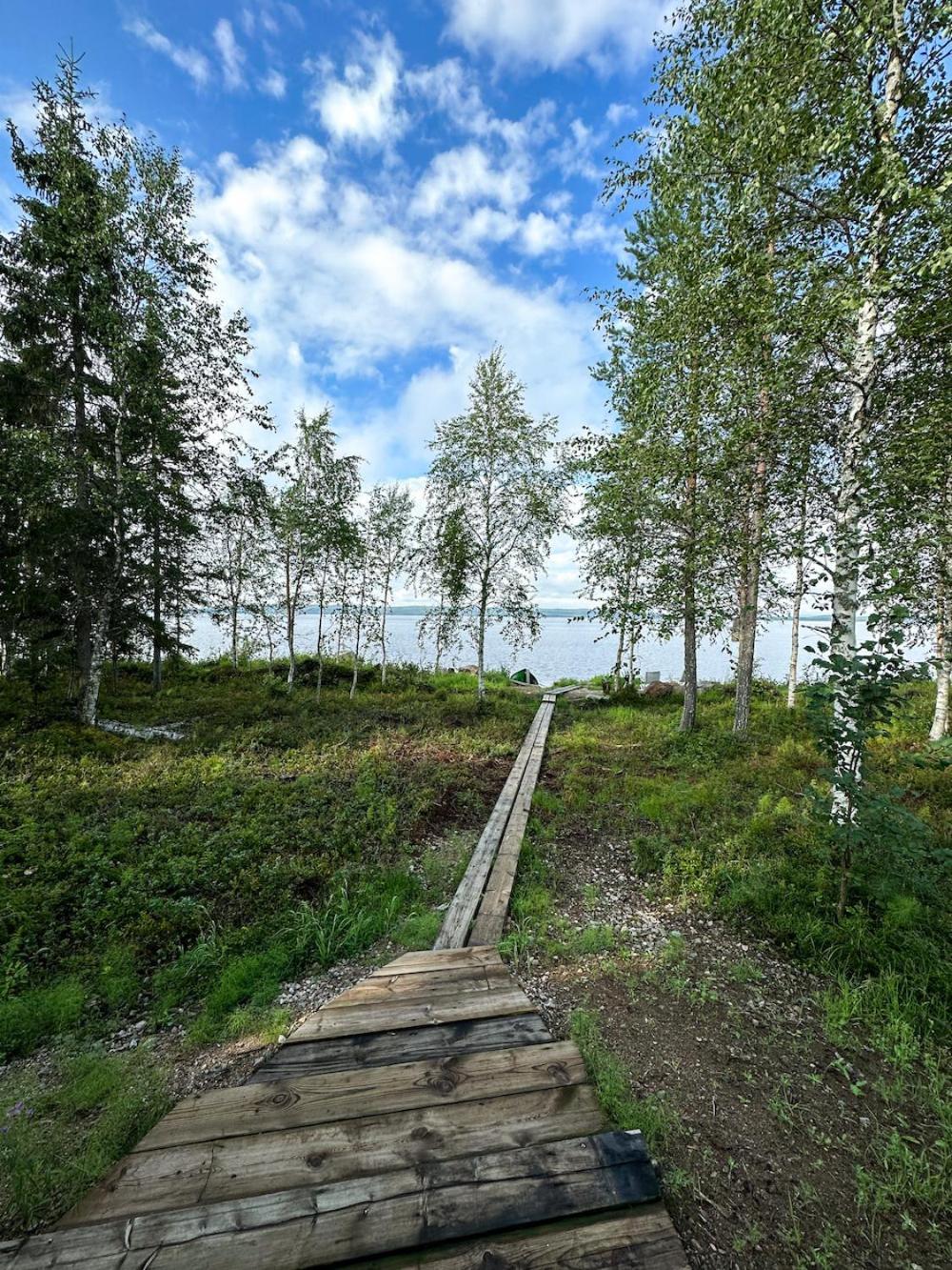 Hotel Napapiirin Jaervilomat Luukonniemi Esterno foto
